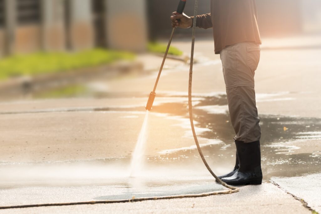 commercial-pressure-washing